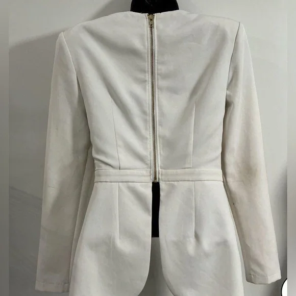🛑 1 hour sale. Blithe, size small. Elegant White and Tan Blazer, zips in back - Picture 4 of 7